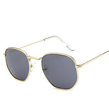 Load image into Gallery viewer, Fashion Sunglasses