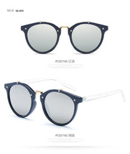 Load image into Gallery viewer, Luxury Round Sunglasses