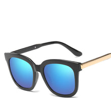Load image into Gallery viewer, Hot Sunglasses
