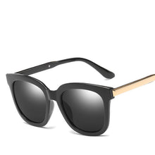 Load image into Gallery viewer, Hot Sunglasses