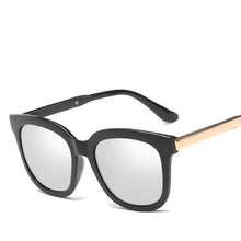 Load image into Gallery viewer, Hot Sunglasses