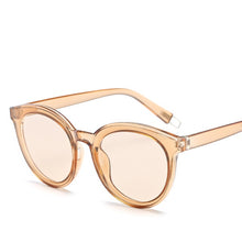Load image into Gallery viewer, Oversized Sunglasses